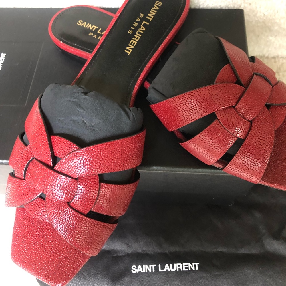 Size 39 Brand New Saint Laurent/YSL Tribute Sandals